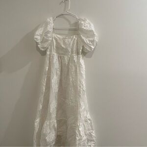 entro Floral White Dress